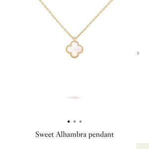 Van Cleef & Arpels Alhambra Necklace - Gold and White
